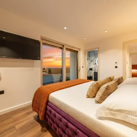 Villa Smart Home, A Location, Heated Pool - Saya Excelsior Zminjevaca
