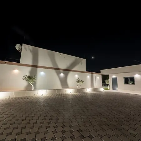 Вілла Smart Home, A Location, Heated Pool - Saya Excelsior *