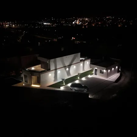 Smart Home, A Location, Heated Pool - Saya Excelsior Villa